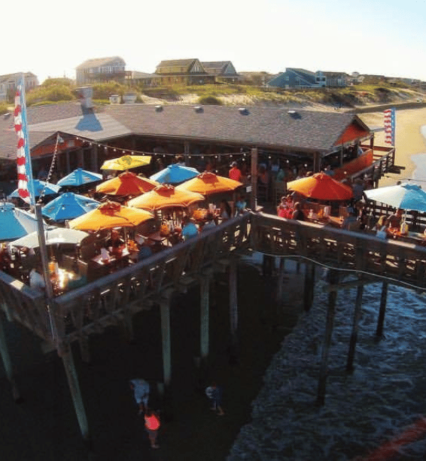  FishHeads Bar & Grill